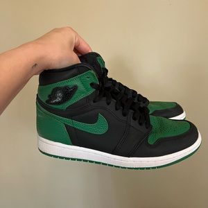 Jordan 1 Retro High- Pine Green Black